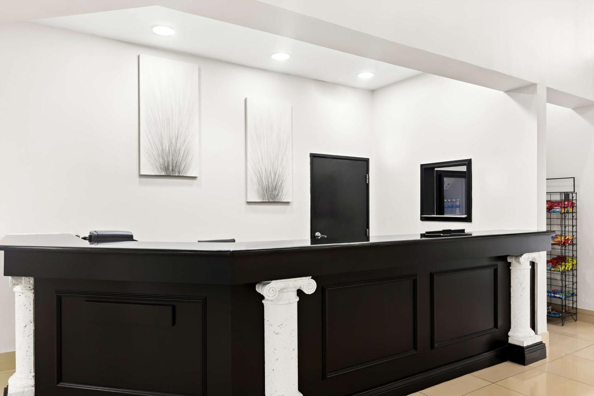 Sonesta Essential Savannah Georgetown Esterno foto